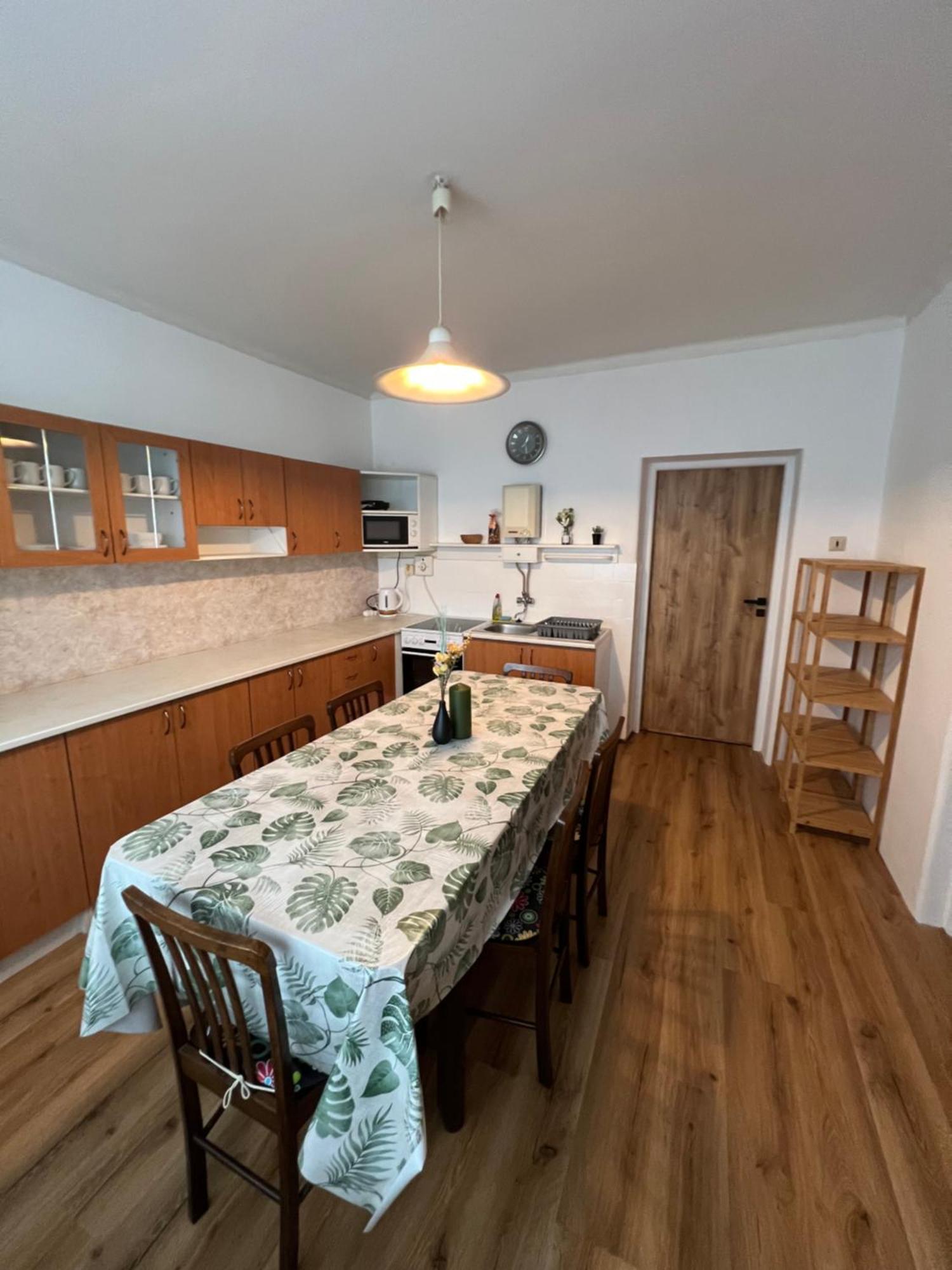 Chalupa Veseli Veselí nad Moravou Esterno foto